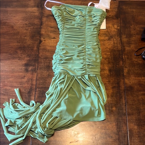 Joseph Ribkoff Strapless Ruched Dress in Green - Picture 6 of 6